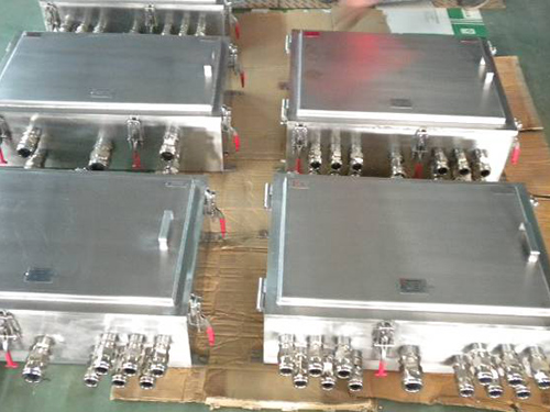 中海油金县1-1油田建造项目防爆操作柱及配电箱